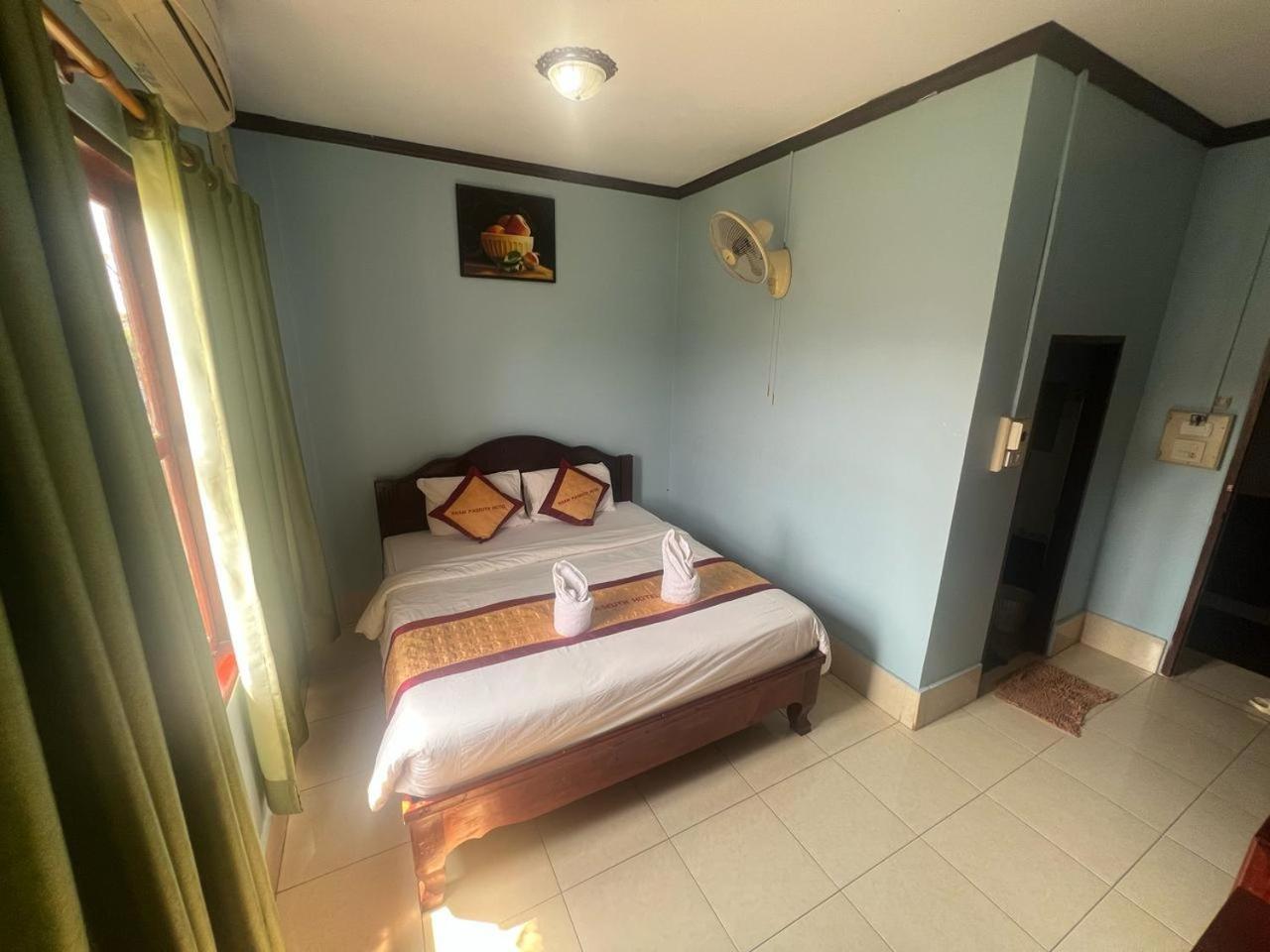 Khampaseuth Hotel ヴァンヴィエン エクステリア 写真