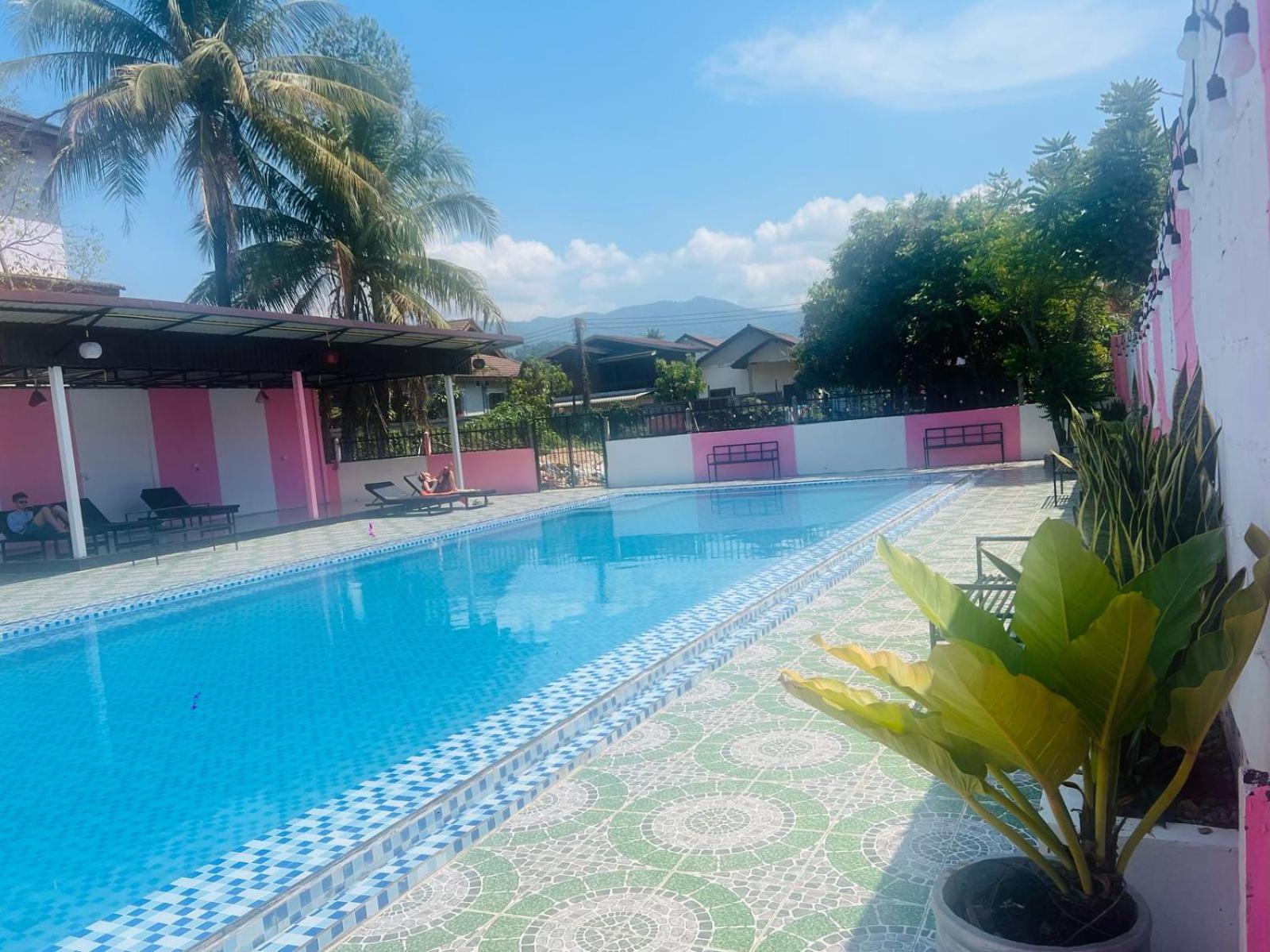 Khampaseuth Hotel ヴァンヴィエン エクステリア 写真
